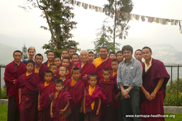Nedo Rinpoche and his class