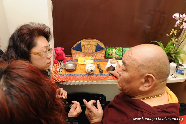 Rinpoche exhibits five important relics of the Karma Kagyu Lineage and Tashi is lucky to observe it