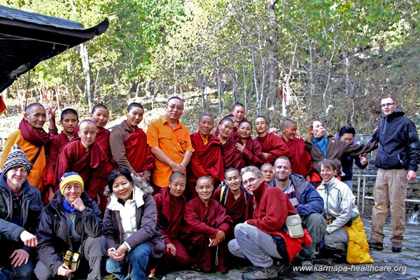 Shangpa Rinpoche with nuns and our team